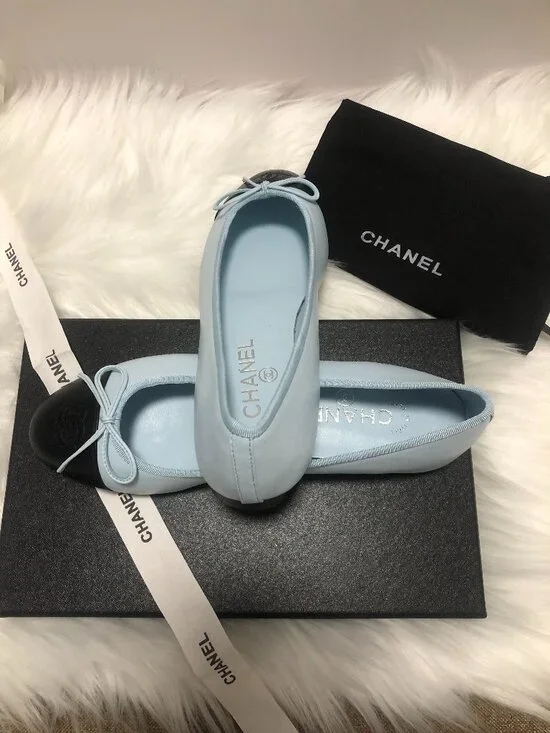 Chanel Women's Flats - Light Blue and Black - Picture 7 of 9